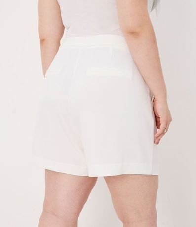 Bermuda en Crepé con Botones en los Bolsillos Curve & Plus Size 5