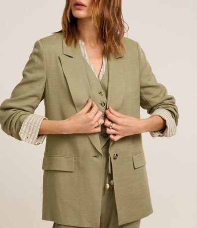 Blazer en Viscolino con Lapelas y Botón Único 4