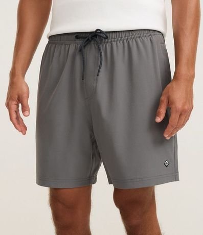 Bermuda con Detalle de Etiqueta Gomosa 2