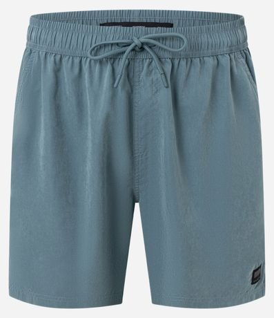 Bermuda con Detalle de Etiqueta Gomosa 5