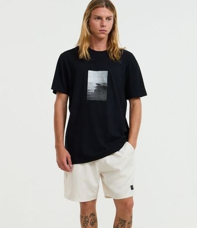 Bermuda con Detalle de Etiqueta Gomosa 4