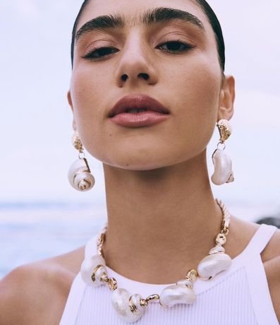 Collar Maxi en Cordón con Colgantes de Caracola 1