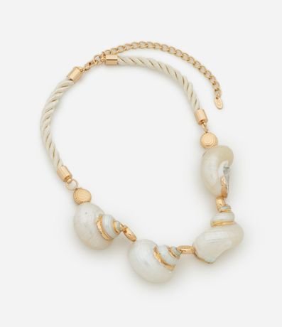 Collar Maxi en Cordón con Colgantes de Caracola 4