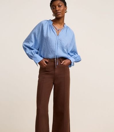 Pantalón Wide Leg en Sarga con Friso Delantero 2