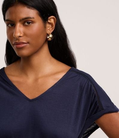 Blusa en Flamê con Entremeio en la Manga Dobrada 3