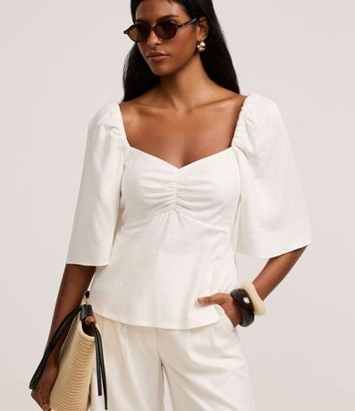 Blusa en Viscolino con Escote Corazón y Lastex