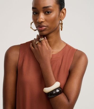 Vestido Evasê Largo en Orly con Cuello Redondo 3