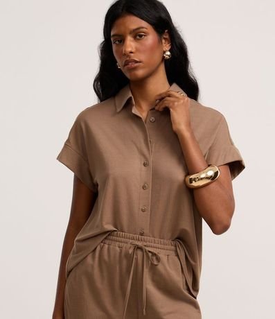 Camisa Texturizada en Orly con Recorte en la Manga