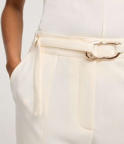 Pantalón Recto en Crepé con Cinturón y Hebilla 4