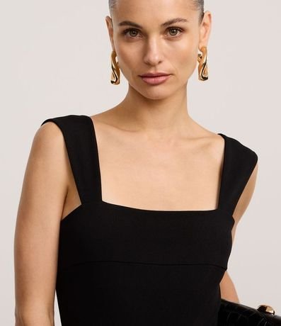 Mono en Crepé con Escote Cuadrado y Bretel Ancho 4