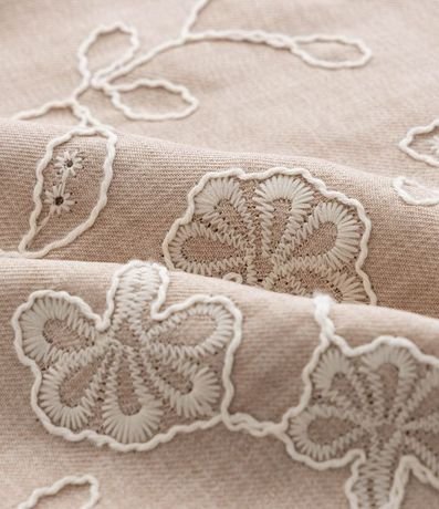 Camisa Regular  Manga Corta con Bordado Floral 10