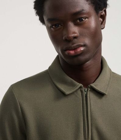 Camisa Polo Slim con Cremallera en el Cuello y Texturizada 4