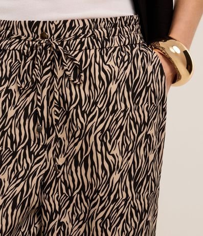 Pantalón Fluída en Crepé Estampa Animal Print Zebra 4