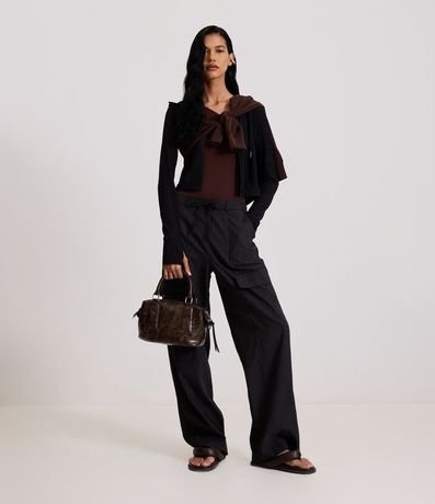 Pantalón Wide Leg en Cupro con Pespontos