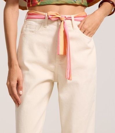 Pantalón Mom en Sarga con Pañuelo en la Cintura 4