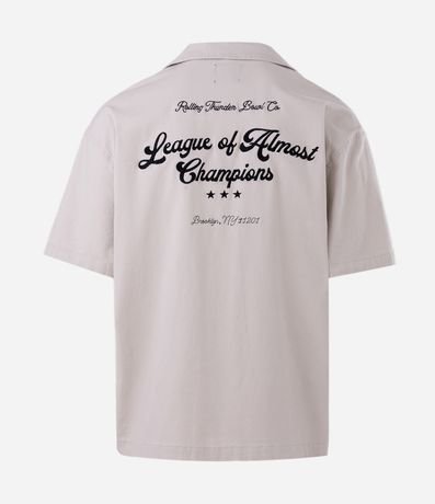 Camisa Boxy en Algodón Texturizado y Estampa Lettering Bordado 2