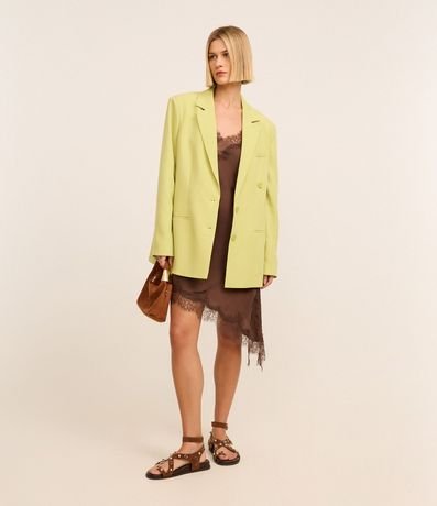 Vestido Corto Asimétrico en Satén con Encaje en el Busto 2