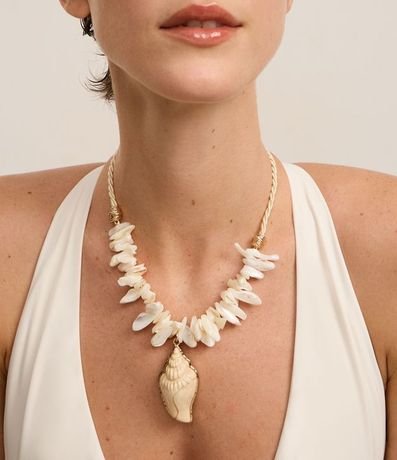 Maxi Collar con Gravas Búzios y Colgante de Caracola 5