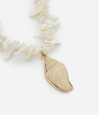 Maxi Collar con Gravas Búzios y Colgante de Caracola 2