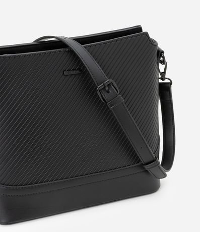 Bolsillo Postman Mediana con Textura Embossed y Detalle de Rayas 7