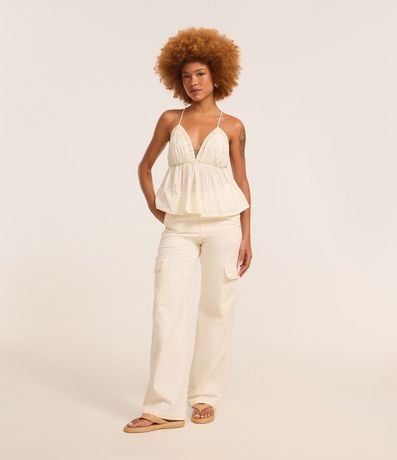 Pantalón Recto Comfort en Sarga con Bolsillos Cargo