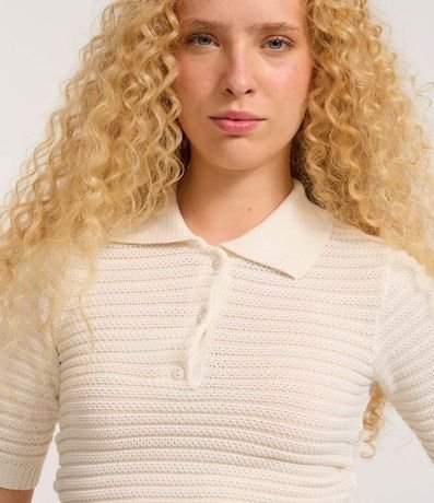 Blusa Polo en Punto con botón en el Cuello 3