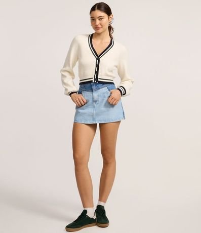 Cardigan Corto en Punto con Detalles de Rayas Contrastantes 2