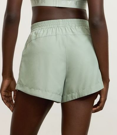 Bermuda Runner Deportiva con Rayas Laterales 4