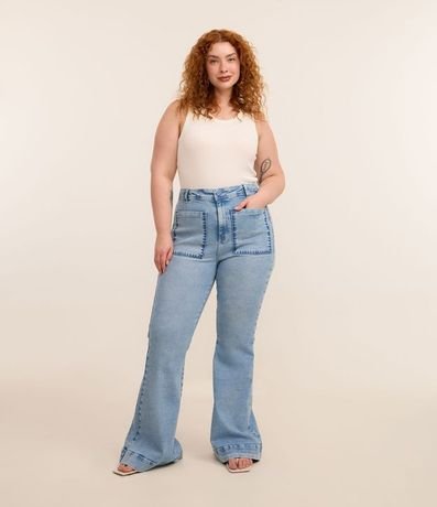 Pantalón Flare en Jeans con Bordado nos Bolsillos Curve & Plus Size
