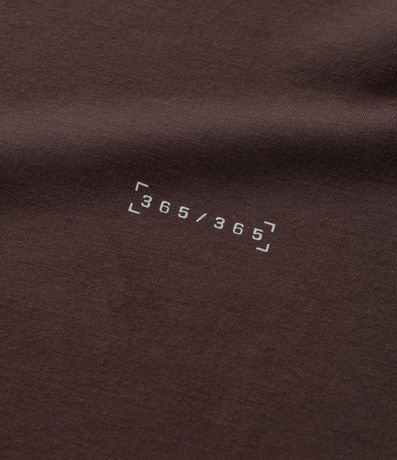 Remera Deportiva en Tecnologia Dry con Lettering 10