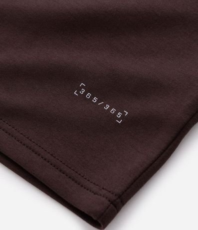 Remera Deportiva en Tecnologia Dry con Lettering 12