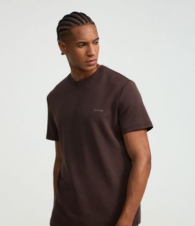 Remera Deportiva en Tecnologia Dry con Lettering 4