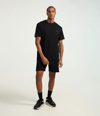 Remera Deportiva en Tecnologia Dry con Lettering 2