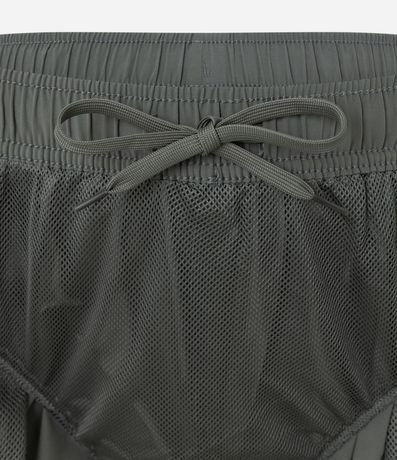 Bermuda Tecnológica con Estampa Reflectiva Lateral 7