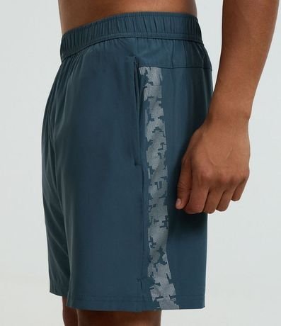 Bermuda Tecnológica con Estampa Reflectiva Lateral 4