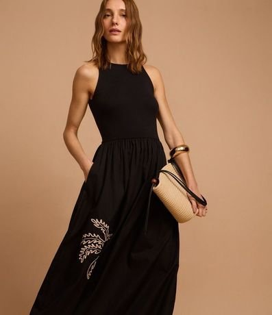 Vestido en Cotton con Textura Acanalada y Bordado Palmeras 6