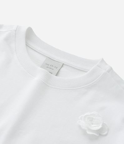 Remera Corta Infantil con Flores Aplicadas - Talle 5 a 14 años 7