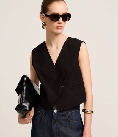 Chaleco Alfaiatado en Viscosa con Escote V Traspasado