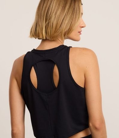 Musculosa Box Deportiva en Microfibra Texturizada con Recorte en la Espalda 4