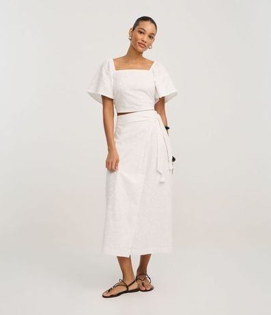 Blusa en Laise con Manga Abullonada con Bordado Floral 2