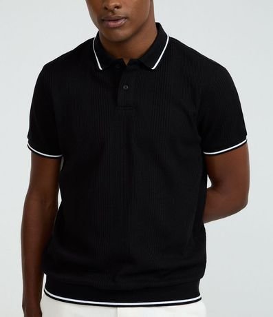 Polo Regular en Media Malla con Textura Rayada y Detalles Contrastantes 3