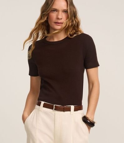 Blusa Básica Ajustada en Rib con Cuello Redondo