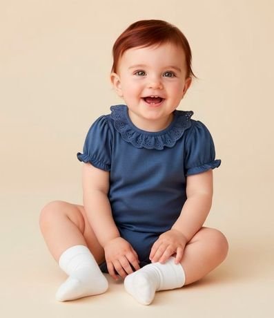 Body Infantil con Volado Broderie en el Cuello - Talle 0 a 18 meses