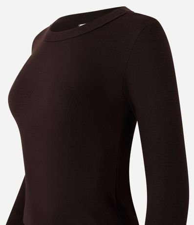 Blusa Básica Acanalada en Rib con Cuello Redondo 8