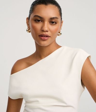 Blusa con Escote Asimétrico y Drapeado Lateral 3