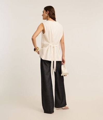 Chaleco Alargado Texturizado en Cambraia con Lazo 4