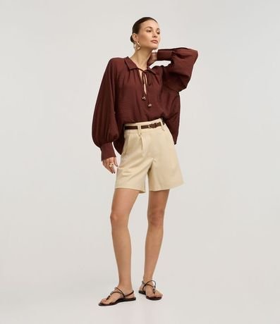 Blusa Texturizada en Viscosa con Manga Abullonada y Lazo 2