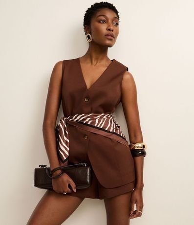 Chaleco Largo Sastre con Botones y Lazo en la Espalda