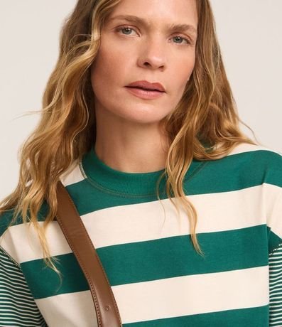 Remera T-Shirt Rayada en Algodón con Costura Aparente 3