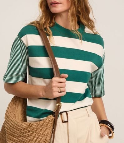 Remera T-Shirt Rayada en Algodón con Costura Aparente 4